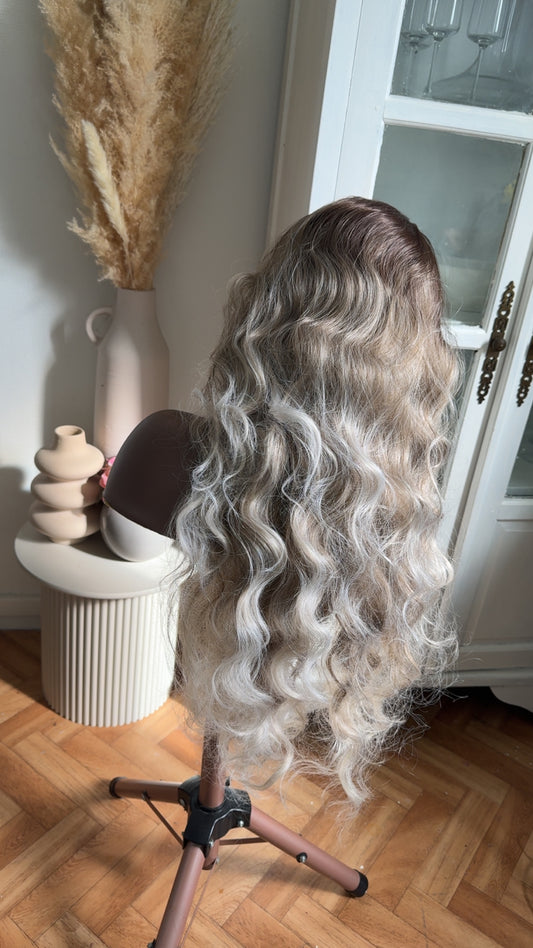 Perruque Lace Front Blend Hair Blonde Miel Cendrée Dégradée 30 Pouces