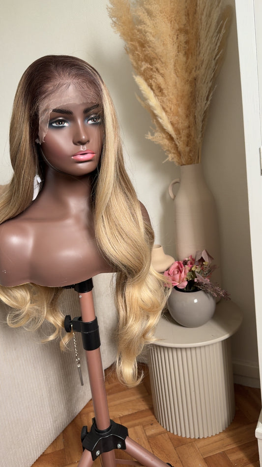 Perruque Lace Front Blend Hair Blonde Miel Dégradée 30 Pouces